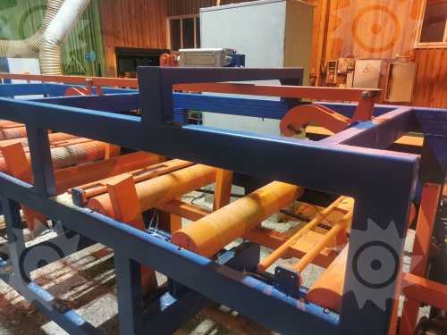 Изображени( Приводной рольганг с центрователем)