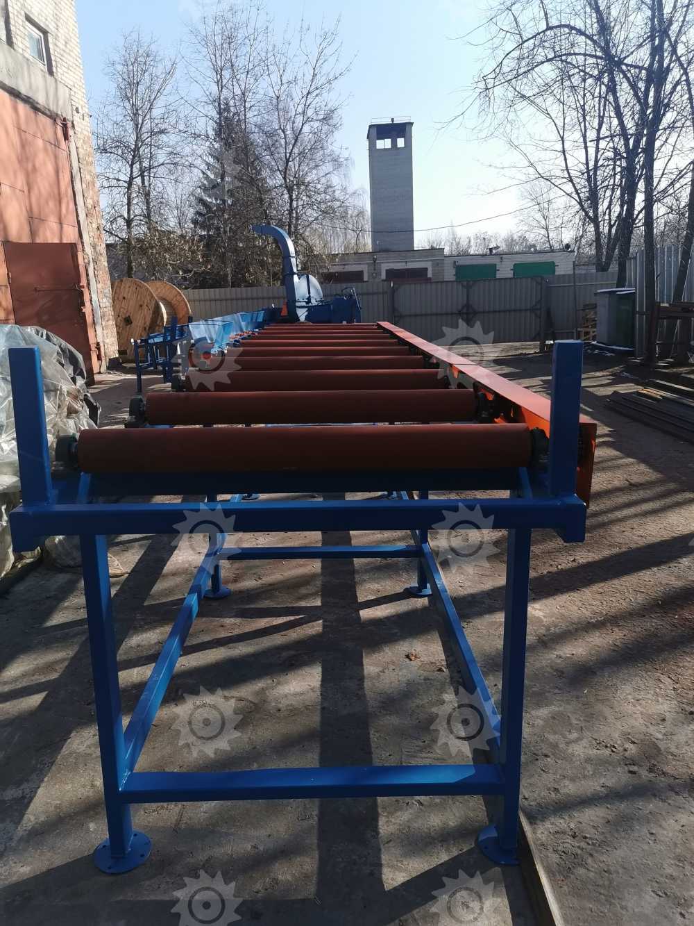 Конвейер роликовый приводной КРП-200